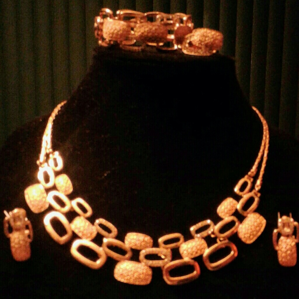 necklace set